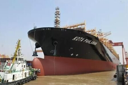 ̫ƽ11800TEU¼װ䴬KOTA PAHLAWAN